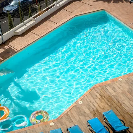 Stylish With Ocean View And Pool, Ponderosa, 322 Apartment *