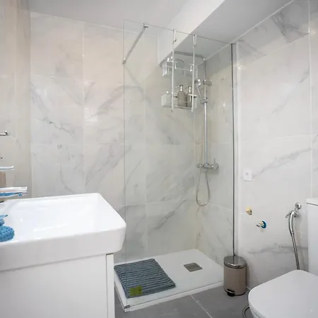 Stylish With Ocean View And Pool, Ponderosa, 322 Apartman *