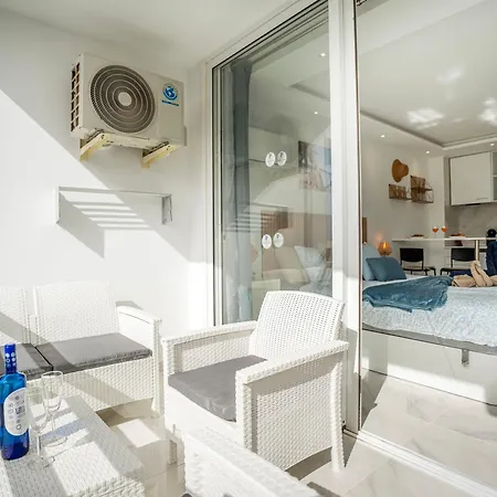 Stylish With Ocean View And Pool, Ponderosa, 322 Apartman *
