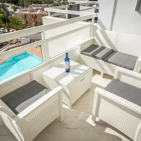 Apartman Stylish With Ocean View And Pool, Ponderosa, 322 *